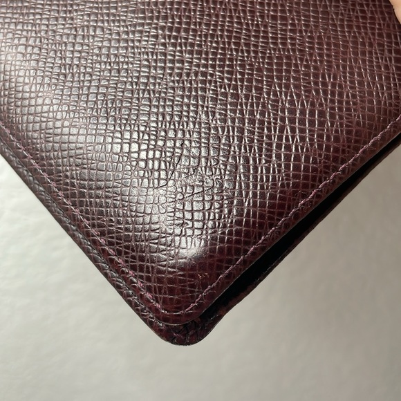 Vintage, Authentic, Louis Vuitton TAIGA  bi-fold wallet Bordeaux  Leather - Picture 14 of 15
